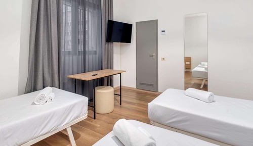 Habitación triple económica, no fumadores