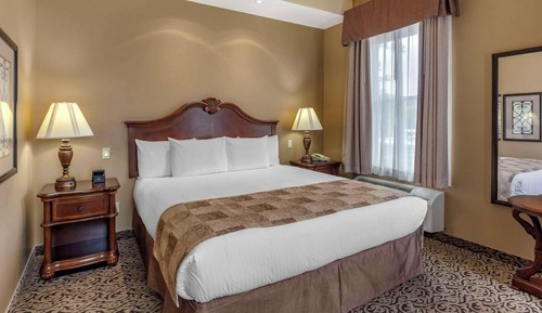 Suite, 1 cama de matrimonio grande con sofá cama, no fumadores, bañera de hidromasaje