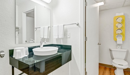 Habitación estándar, varias camas, no fumadores, frigorífico y microondas