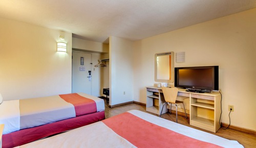 Habitación estándar, 2 camas dobles, fumadores