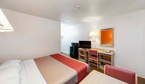 Habitación Deluxe, 1 cama de matrimonio grande, fumadores, frigorífico y microondas