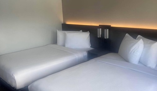 Habitación Deluxe, 2 camas dobles, no fumadores, frigorífico y microondas