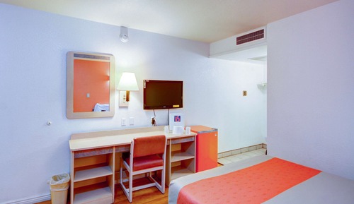 Habitación Deluxe, 1 cama de matrimonio, fumadores, frigorífico y microondas