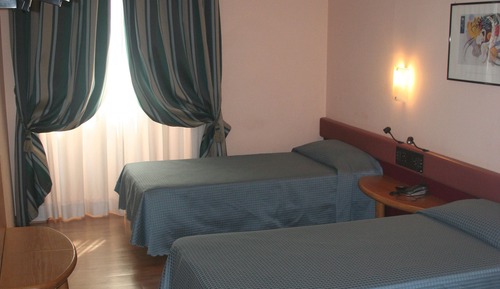 Habitación con 2 camas individuales, 2 camas individuales