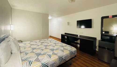 Habitación estándar, 1 cama de matrimonio grande, no fumadores, frigorífico y microondas
