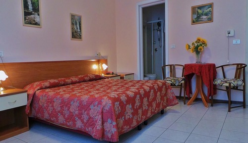Habitación con 1 cama doble o 2 individuales