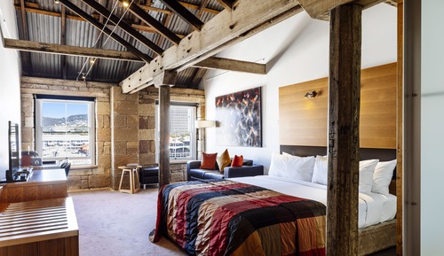 Habitación Deluxe, bañera de hidromasaje, vistas parciales al mar