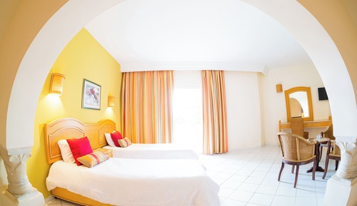 Habitación cuádruple estándar