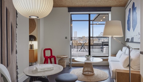 Studio Suite South