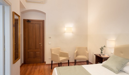 Habitación clásica con 1 cama doble o 2 individuales