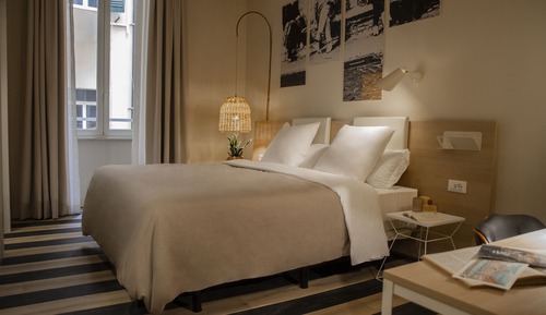 Habitación estándar con 1 cama doble o 2 individuales