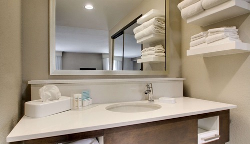Habitación, 1 cama de matrimonio grande, no fumadores, frigorífico y microondas