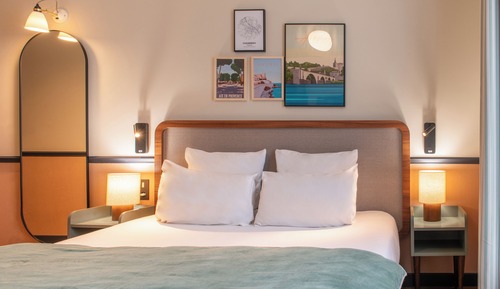 Habitación superior con 1 cama doble o 2 individuales