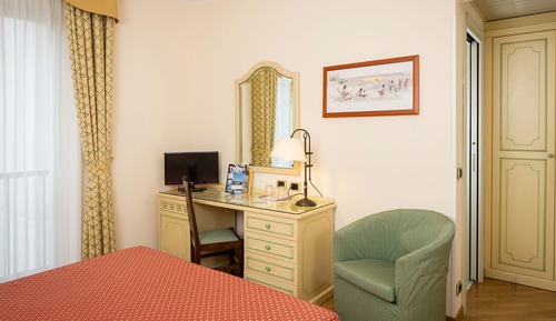 Habitación estándar doble, vistas al patio