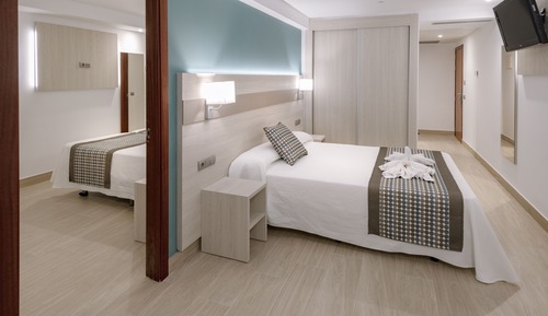 Habitación familiar, balcón (2 adults)