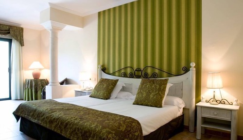 Suite junior, balcón