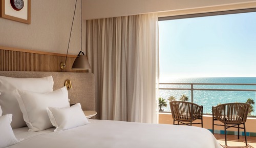Habitación clásica con 1 cama doble o 2 individuales, vistas al mar
