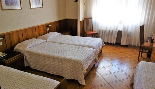 Habitación cuádruple estándar