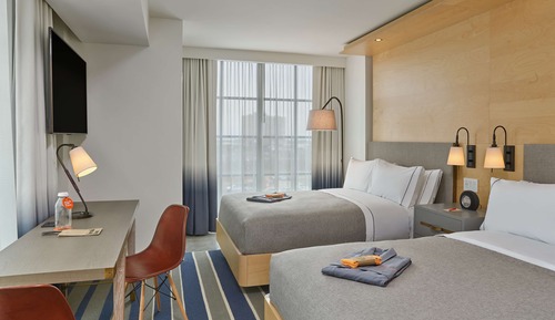 Habitación Premium, 2 camas de matrimonio, vistas a la ciudad