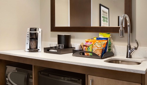 1 King 1 Room Premium Studio Suite Riverview
