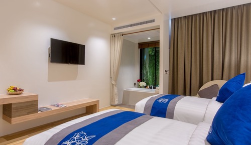 Premier Garden Twin Room