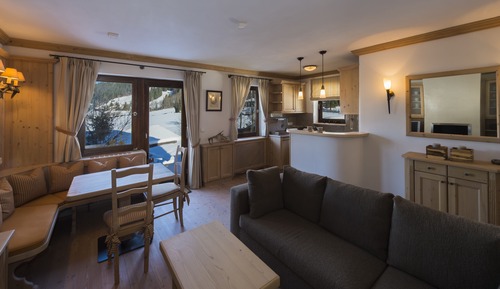 Apartamento superior, 1 habitación, acceso a la piscina, vistas a la montaña