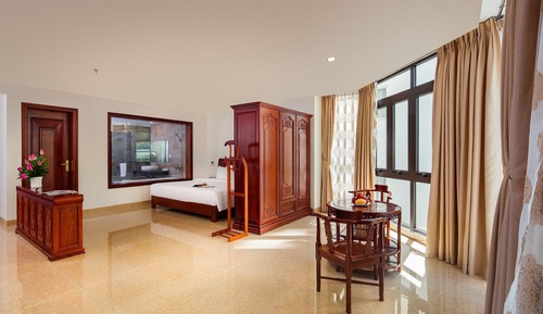 Suite, balcón