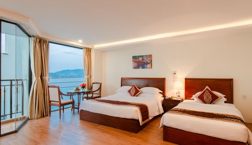 Suite junior, balcón