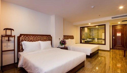 Habitación familiar, balcón