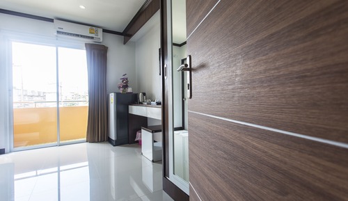 Habitación Deluxe doble, 1 cama de matrimonio grande, vistas a la ciudad
