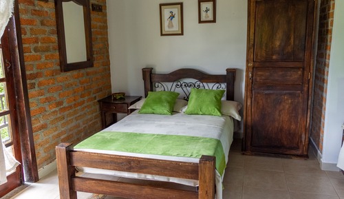 Habitación estándar, 2 camas dobles, vistas al jardín