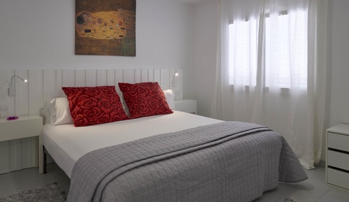 Apartamento, 1 habitación, terraza, frente a la playa