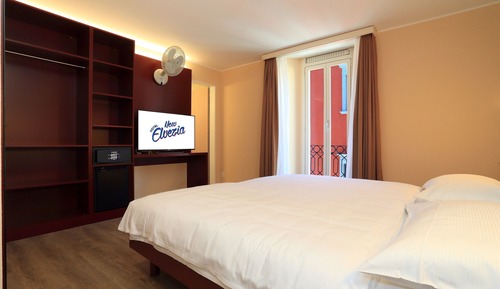 Habitación con 2 camas individuales, balcón (Lateral view)