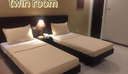 Habitación con 2 camas individuales