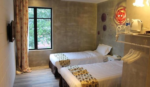 Habitación con 2 camas individuales