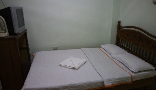 Habitación con 2 camas individuales