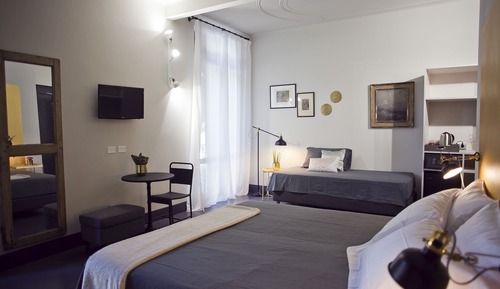 Habitación triple Deluxe, no fumadores, balcón