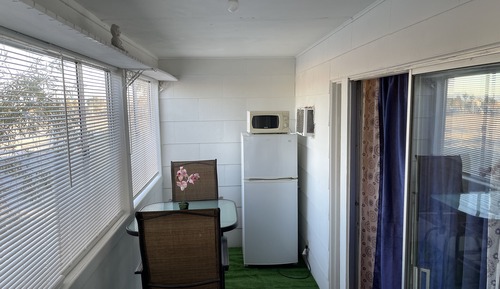 Habitación básica doble, 1 cama de matrimonio, balcón, vistas a la ciudad