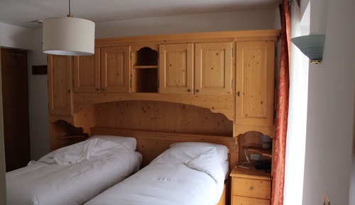 Habitación clásica con 1 cama doble o 2 individuales