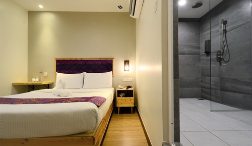 Habitación estándar, 1 cama de matrimonio, sin ventanas