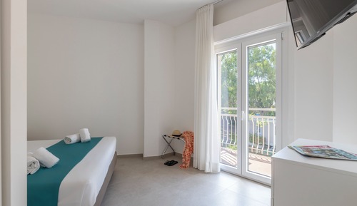 Apartamento Confort, 1 habitación, balcón, vistas al jardín (4 people)