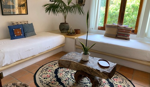 Suite familiar, 2 habitaciones, vistas al patio, en una planta alta