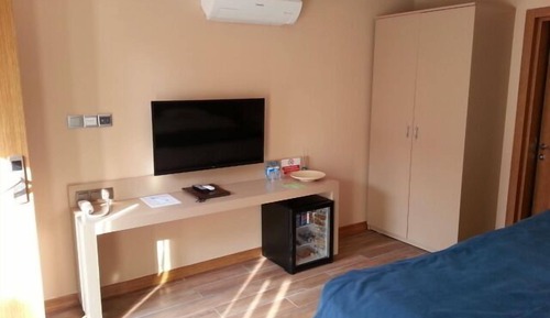 Habitación doble superior, vistas a la piscina