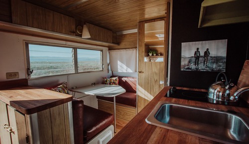 Habitación (Dennis 17; 1969 Aristocrat)