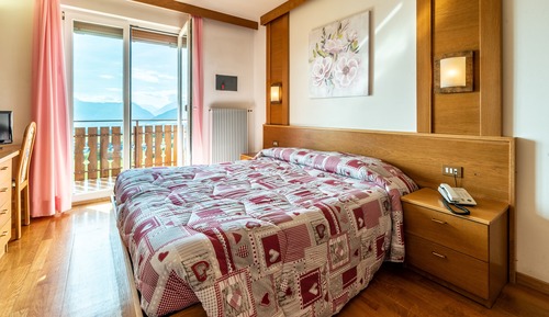 Habitación con 1 cama doble o 2 individuales