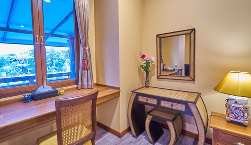 Habitación Deluxe, 1 cama de matrimonio grande, vistas al jardín, en la zona del jardín