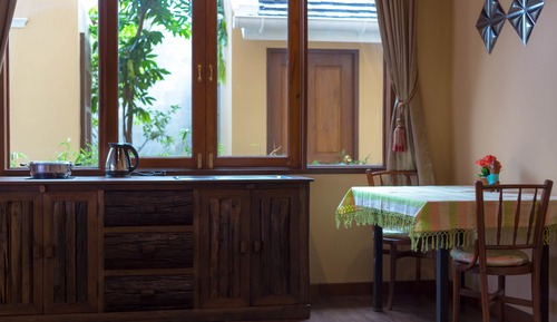 Suite familiar, 1 habitación, vistas a la piscina, en la zona del jardín