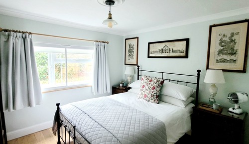 Habitación doble, 1 cama de matrimonio grande, baño privado