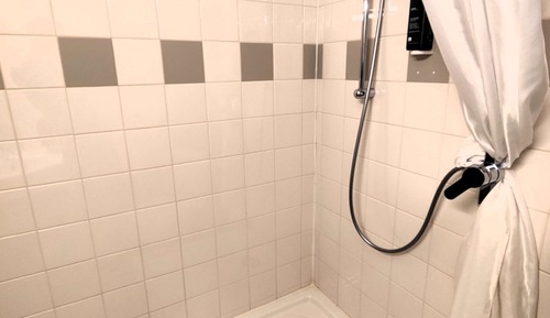 Habitación, varias camas