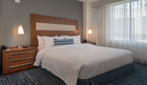 Suite, 2 habitaciones (Mobility Accessible, Roll-In Shower)